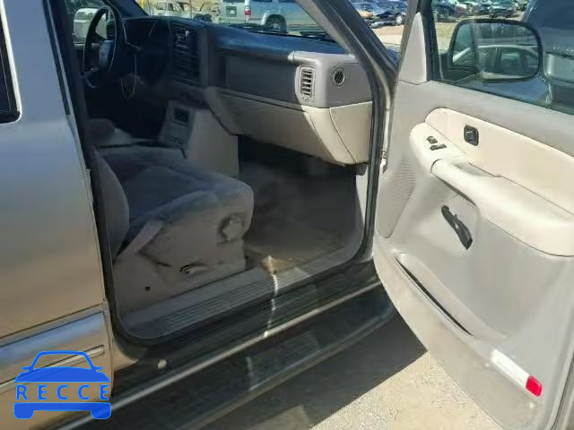 2000 CHEVROLET TAHOE C150 1GNEC13T6YJ105910 image 4