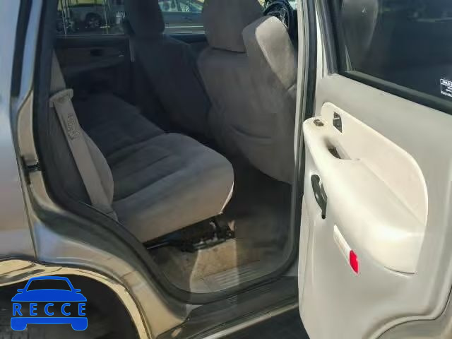 2000 CHEVROLET TAHOE C150 1GNEC13T6YJ105910 image 5
