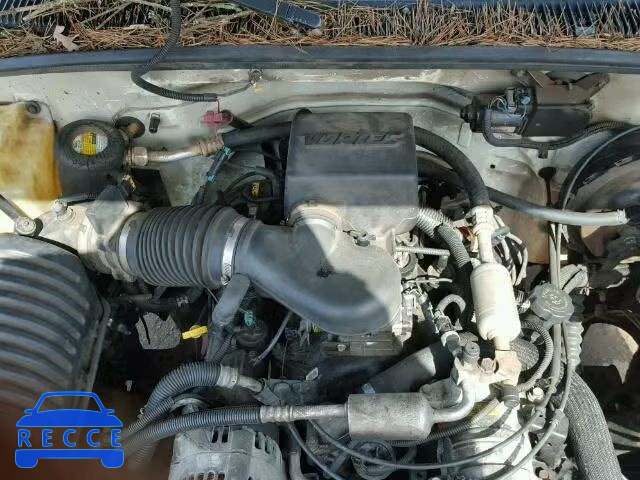 1997 GMC YUKON 1GKEK13R7VJ750887 image 6