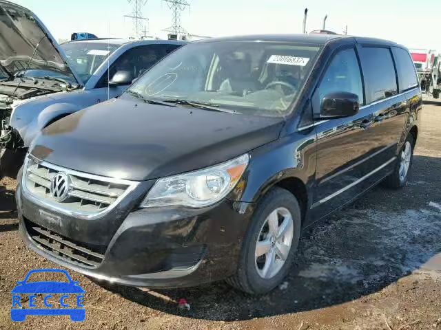 2010 VOLKSWAGEN ROUTAN SE 2V4RW3D15AR295751 image 1