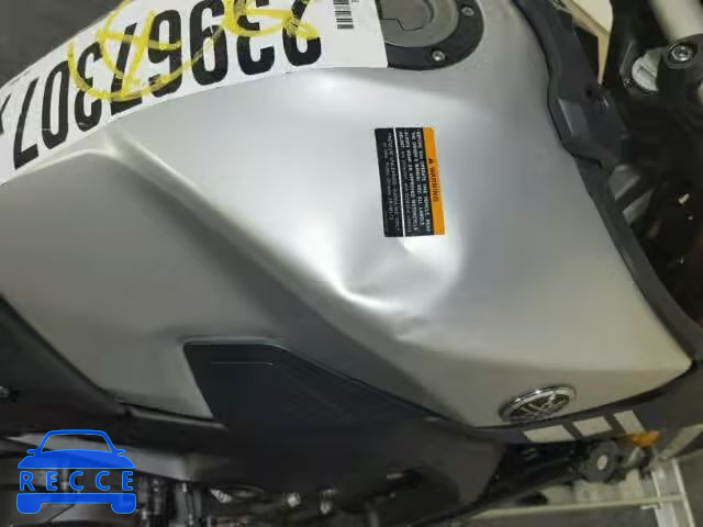 2015 YAMAHA FZ09 JYARN33E2FA008262 зображення 15