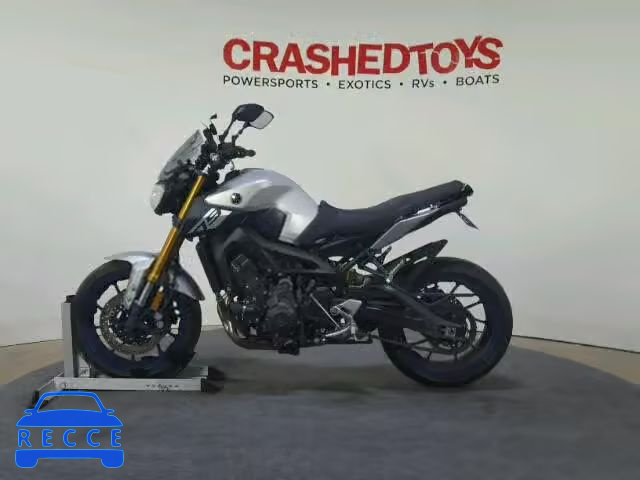 2015 YAMAHA FZ09 JYARN33E2FA008262 Bild 4