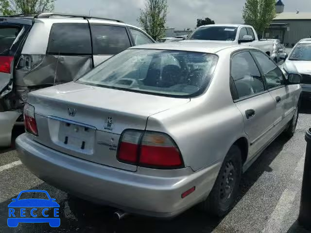 1996 HONDA ACCORD DX 1HGCD5625TA052523 image 3