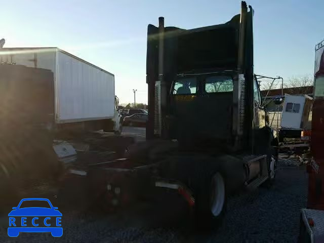 2005 STERLING TRUCK A9500 2FWBA2DE95AV23178 Bild 3