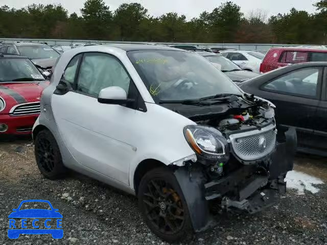 2016 SMART FORTWO WMEFJ5DA8GK072796 Bild 0