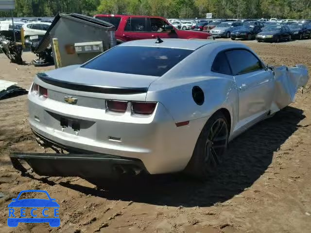 2013 CHEVROLET CAMARO SS 2G1FS1EWXD9247375 Bild 3