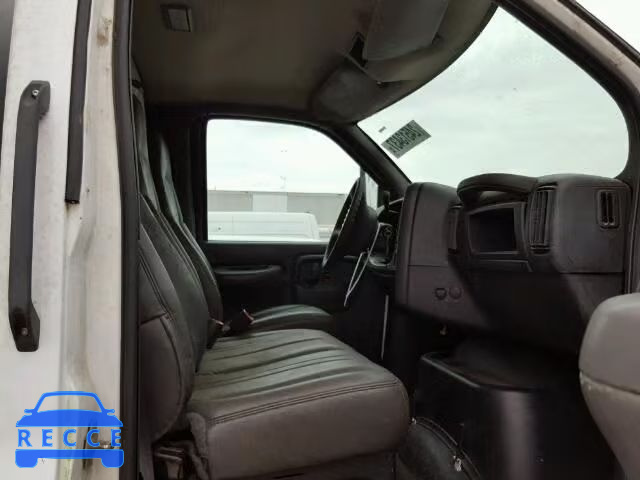 2004 GMC C7500 C7C0 1GDJ7C1C84F901805 image 4