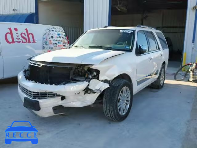 2011 LINCOLN NAVIGATOR 5LMJJ2H53BEJ05286 Bild 1