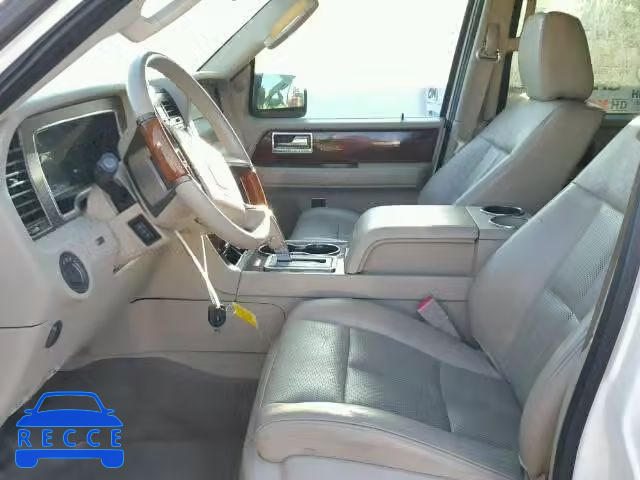 2011 LINCOLN NAVIGATOR 5LMJJ2H53BEJ05286 image 4