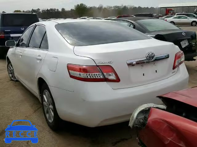 2011 TOYOTA CAMRY 4T1BF3EK4BU585840 image 2