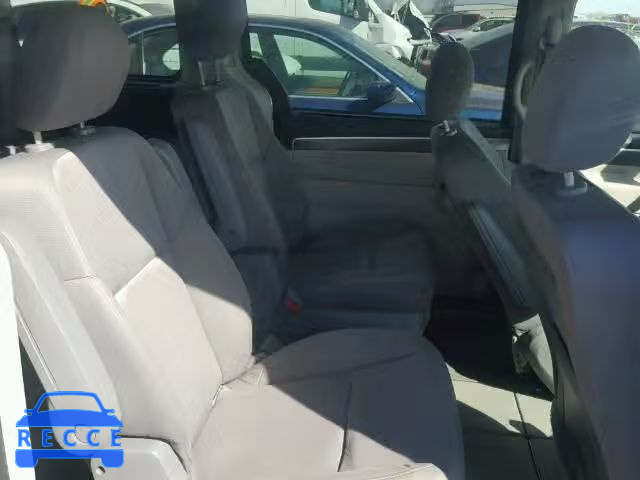 2009 VOLKSWAGEN ROUTAN SE 2V8HW34119R578282 image 5