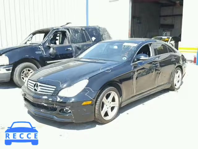 2007 MERCEDES-BENZ CLS550 WDDDJ72X57A080679 Bild 1