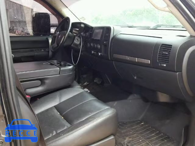 2009 GMC SIERRA K25 1GTHK53689F175584 image 4