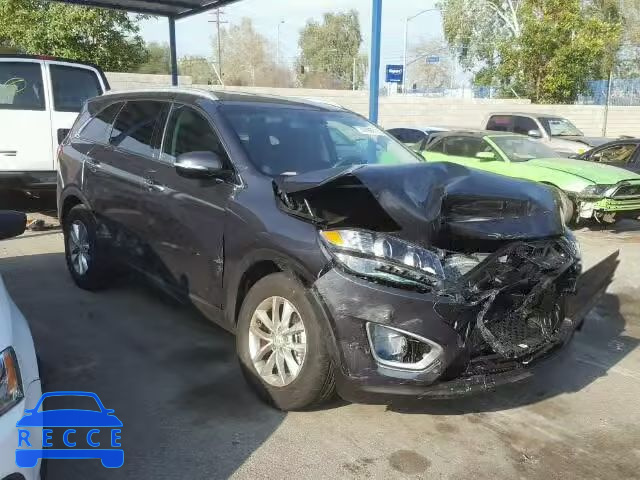 2017 KIA SORENTO LX 5XYPG4A37HG303681 image 0