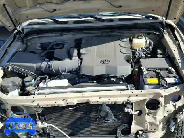 2014 TOYOTA FJ CRUISER JTEBU4BF8EK187033 Bild 6