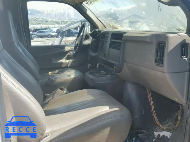 2005 GMC SAVANA G35 1GDJG31V451908329 image 5