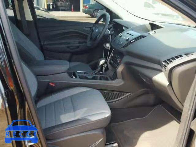 2017 FORD ESCAPE S 1FMCU0F76HUD26262 image 4