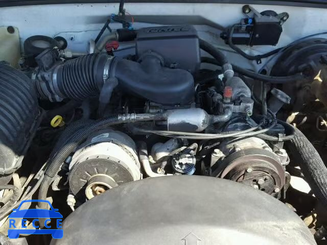 1998 GMC C1500 SUBU 3GKEC16R5WG504187 Bild 6