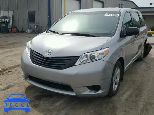 2017 TOYOTA SIENNA BAS 5TDZZ3DC4HS774652 image 1