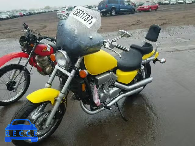 1998 HONDA VF750C JH2RC4309WM400276 image 1