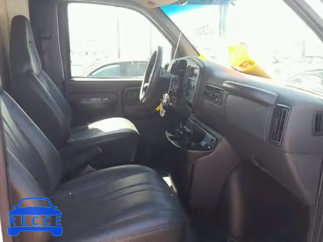 2002 CHEVROLET EXPRESS G3 1GCHG39RX21131905 image 4