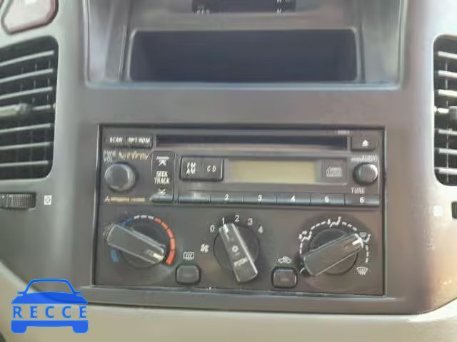 2002 MITSUBISHI MONTERO XL JA4MW31R72J025497 image 8