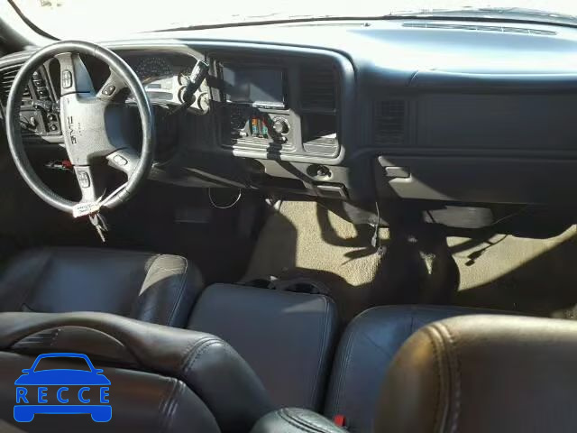 2004 GMC SIERRA K35 1GTJK33204F218679 image 8