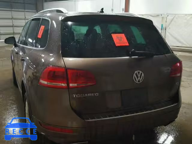 2013 VOLKSWAGEN TOUAREG TD WVGEP9BPXDD005572 image 2