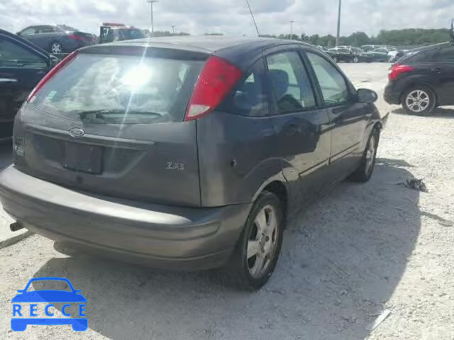 2004 FORD FOCUS ZX5 3FAFP37334R117851 image 3