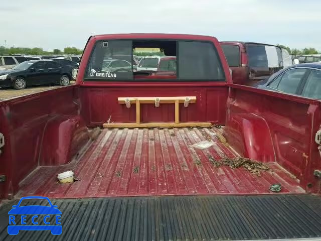 1988 CHEVROLET K2500 1GCFK24K4JZ283480 Bild 5