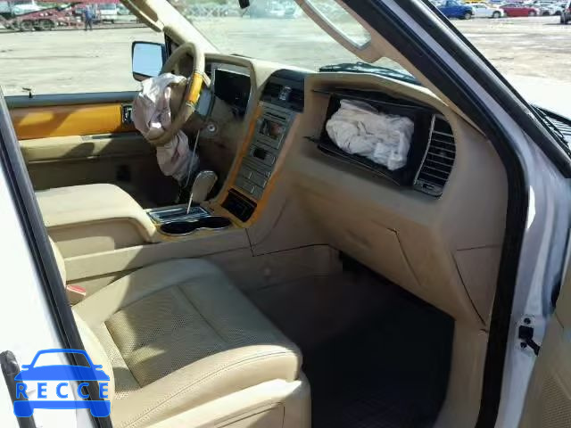 2010 LINCOLN NAVIGATOR 5LMJJ2J51AEJ05781 зображення 4