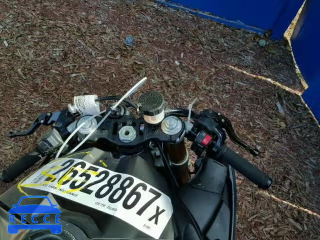 2014 YAMAHA YZFR1 JYARN23E0EA017891 Bild 7