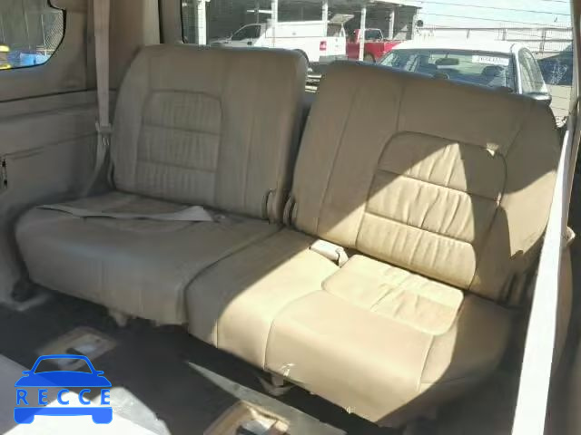 2000 LEXUS LX 470 JT6HT00W0Y0105123 image 8