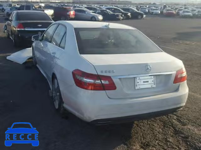 2010 MERCEDES-BENZ E550 WDDHF7CB4AA197392 image 2