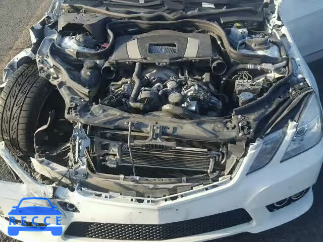 2010 MERCEDES-BENZ E550 WDDHF7CB4AA197392 image 6