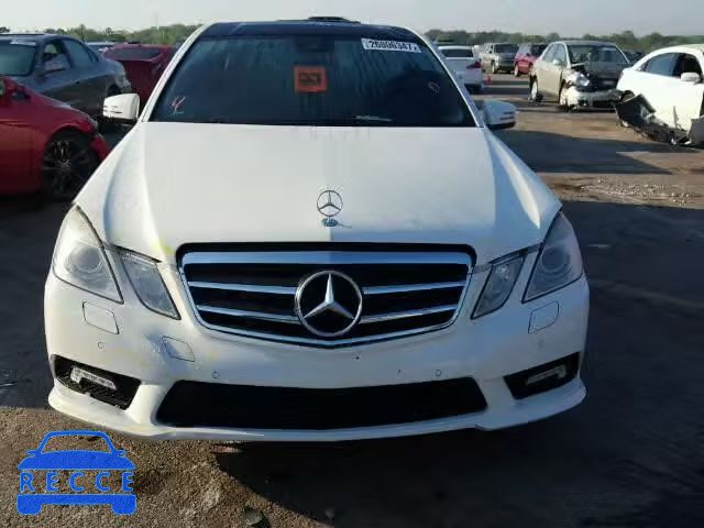 2010 MERCEDES-BENZ E550 WDDHF7CB2AA017018 image 8