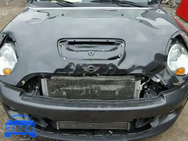 2011 MINI COOPER S WMWSV3C52BTY20811 image 6