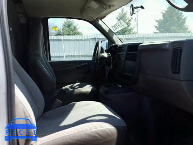 2005 GMC SAVANA G35 1GTHG39U651197585 image 4