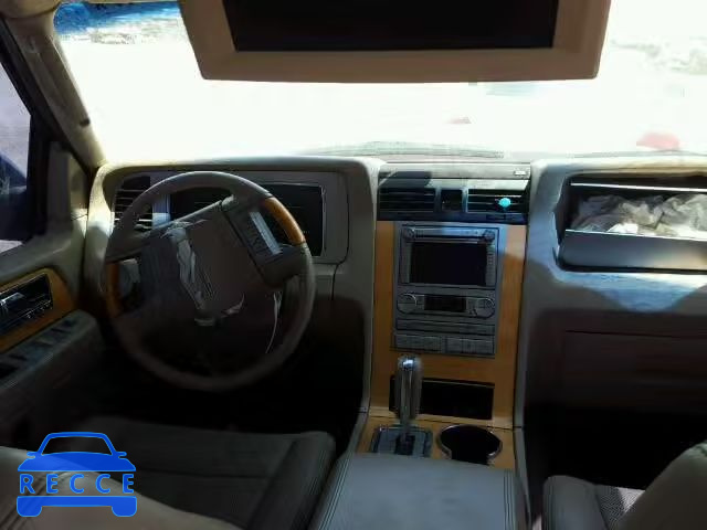 2010 LINCOLN NAVIGATOR 5LMJJ2H58AEJ00213 зображення 8