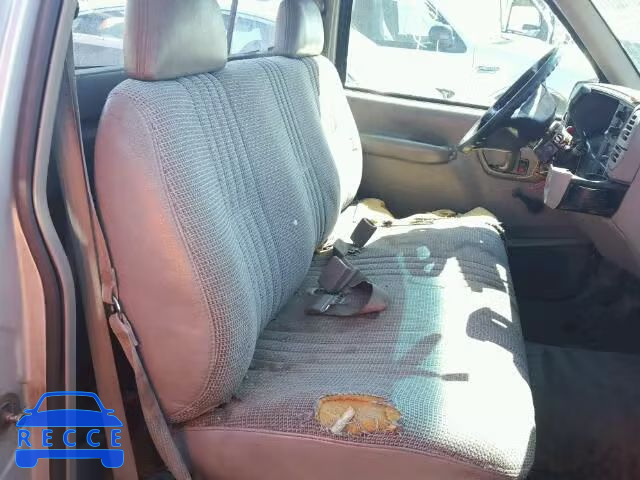 1997 GMC SIERRA C25 1GTGC24R0VE561304 image 5