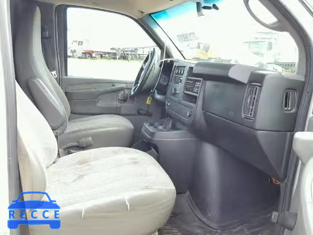 2010 CHEVROLET EXPRESS G1 1GCUGADX2A1111235 image 4