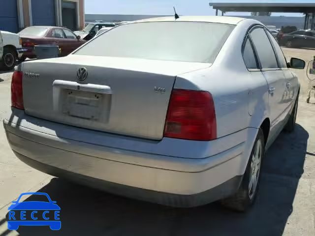 2000 VOLKSWAGEN PASSAT GLX WVWPD23B7YP293989 image 3