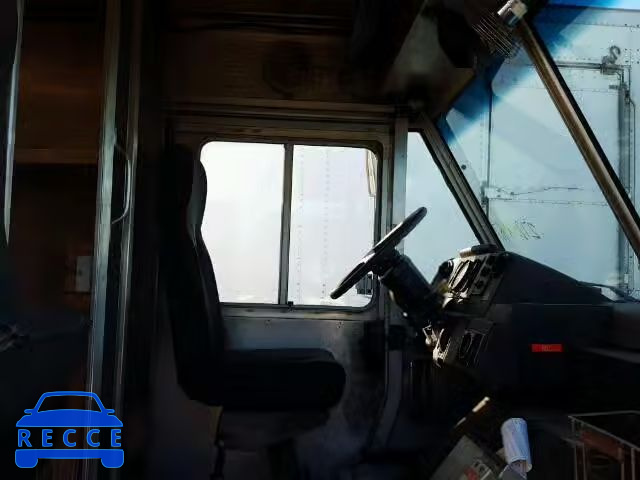 1999 FREIGHTLINER M LINE WAL 4UZA4FF46XCA50348 Bild 4