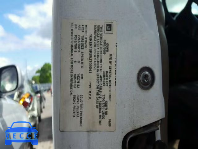 1997 GMC YUKON 1GKEK13R8VJ709541 image 9