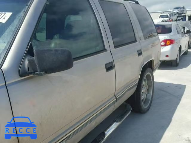 1998 GMC YUKON 1GKEK13R8WJ735381 image 9