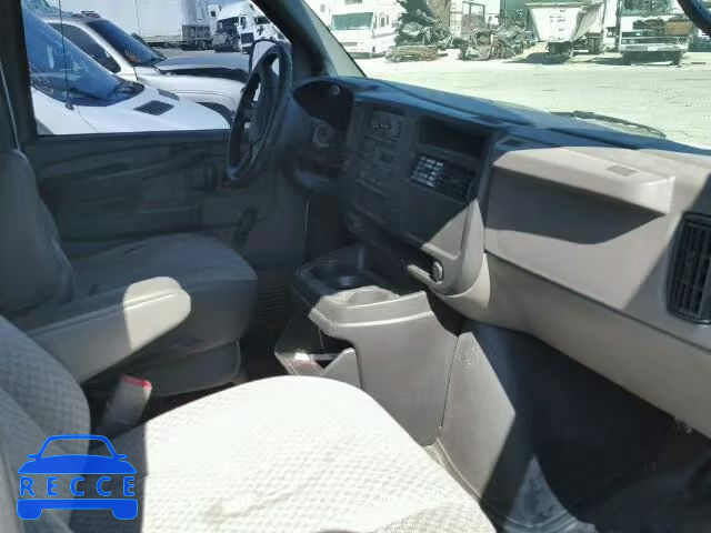2005 GMC SAVANA G35 1GDHG31U351113102 image 4