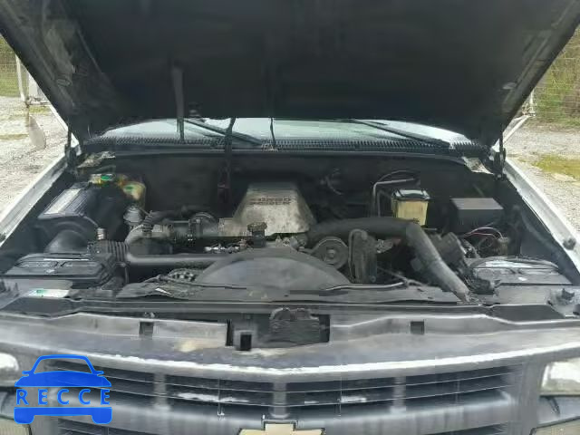 2001 CHEVROLET C3500-HD 3GBKC34F21M114715 image 6