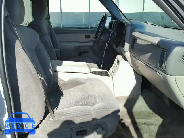 2000 CHEVROLET TAHOE C150 1GNEC13T8YJ125365 image 4