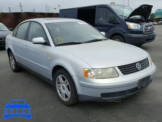 2000 VOLKSWAGEN PASSAT GLX WVWPD23B9YE081543 зображення 0