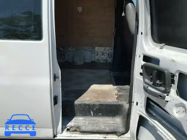 2002 CHEVROLET EXPRESS G1 1GCEG15W721131847 image 5